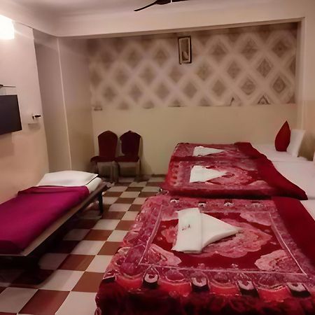 Hotel Nkf Residency Mysuru Esterno foto