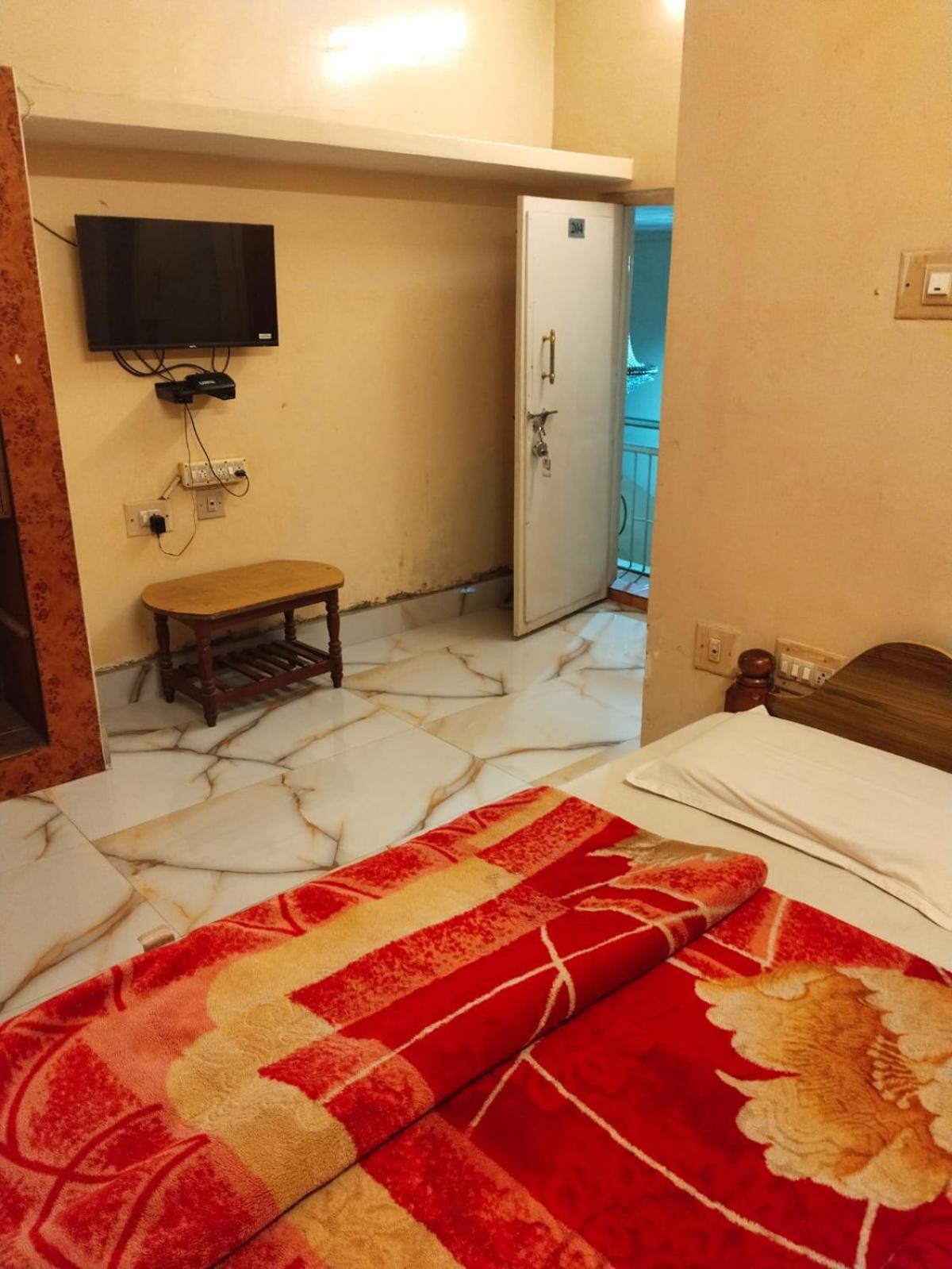 Hotel Nkf Residency Mysuru Esterno foto